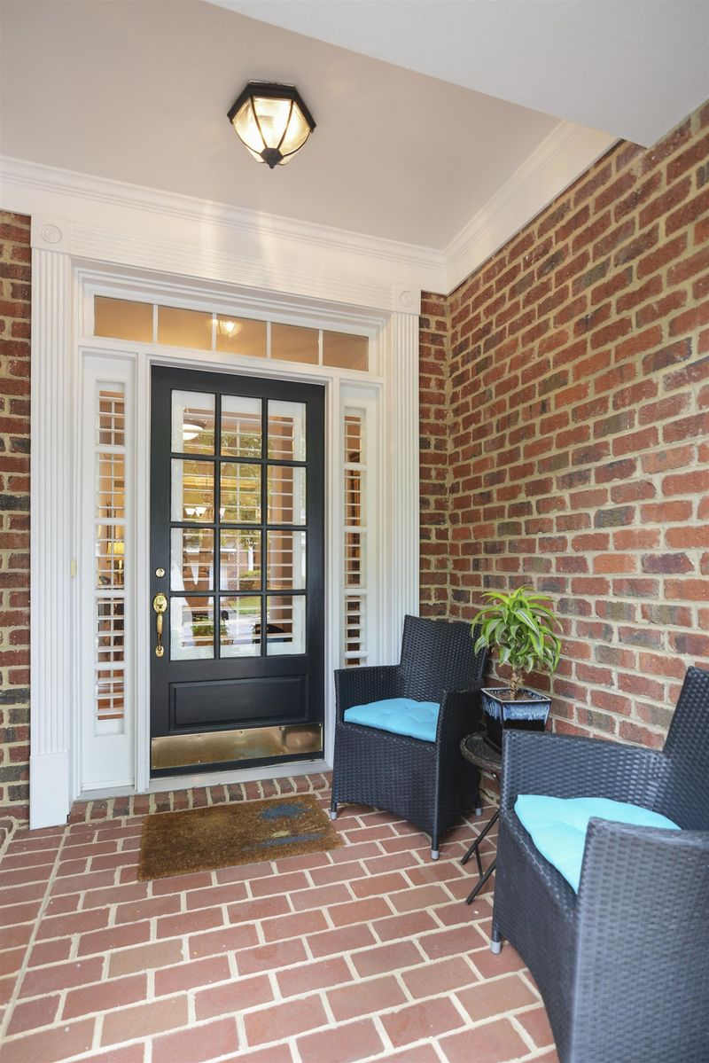 4066 Barton Park Pl, Raleigh, NC 27613