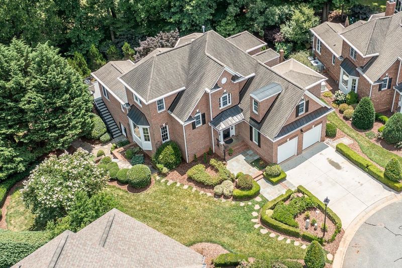 410 Sam Snead Dr, Mebane, NC 27302