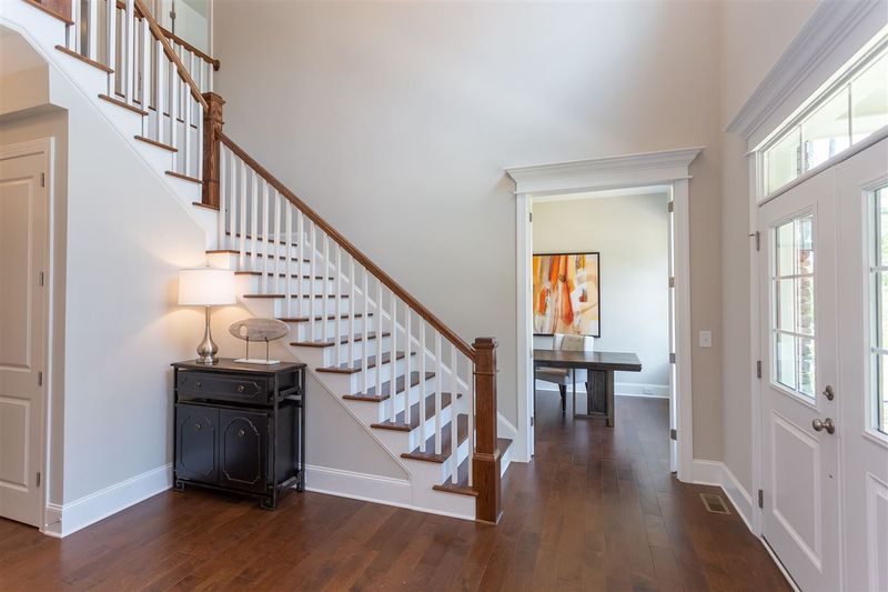 4101 Bankshire Ln #23, Raleigh, NC 27603