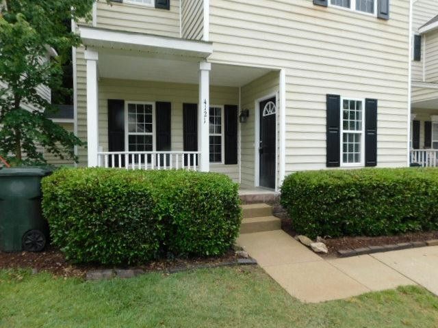 4121 Beaufain St, Raleigh, NC 27604