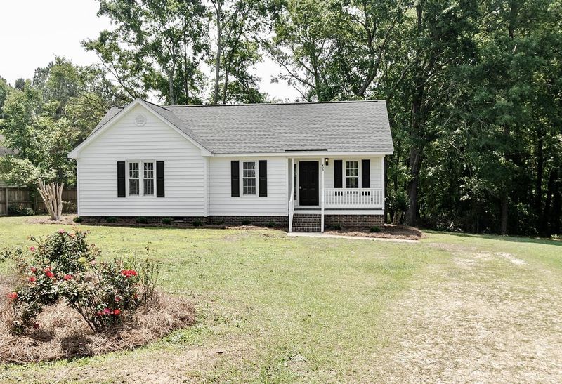 429 Plantation Rd, Clayton, NC 27520