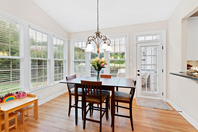 4604 Chandler Grove Ct, Raleigh, NC 27612
