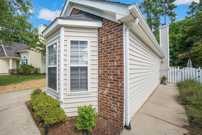4609 Dolwick Dr, Durham, NC 27713