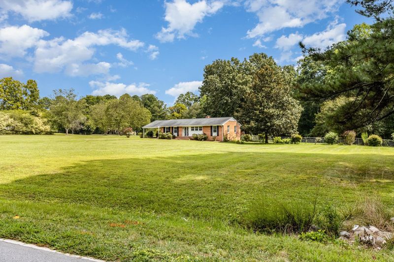 4800 Kyle Dr, Raleigh, NC 27616