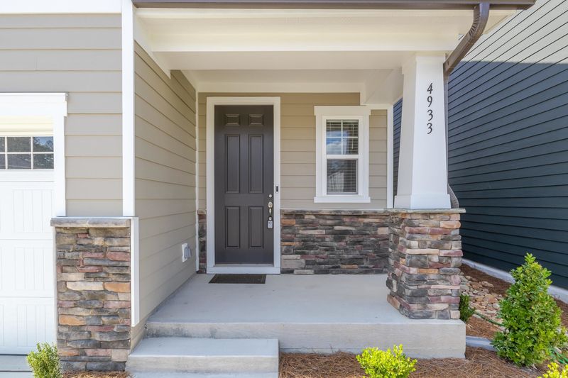 4933 Abundance Ave, Raleigh, NC 27616