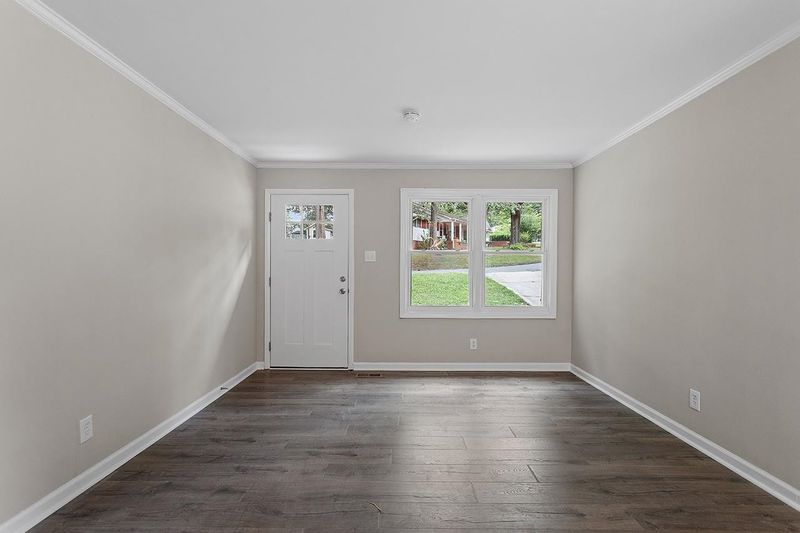 513 Vine St, Burlington, NC 27217