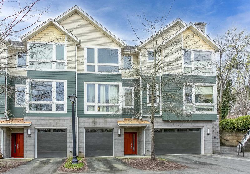 515 Hillsborough St #107, Chapel Hill, NC 27514