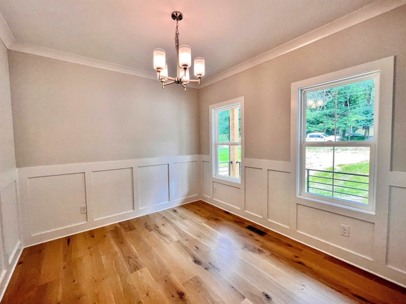 519 Hollyridge Dr, Durham, NC 27712