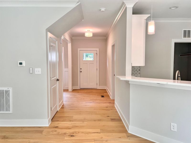 519 Hollyridge Dr, Durham, NC 27712