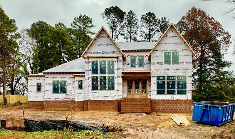 5500 Kingwood Dr, Raleigh, NC 27609