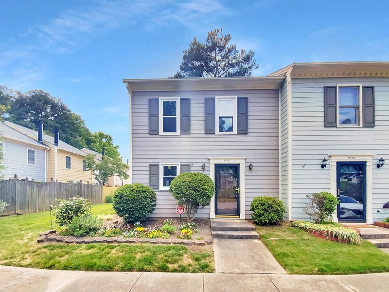 5601 Wispy Willow Ln, Raleigh, NC 27609