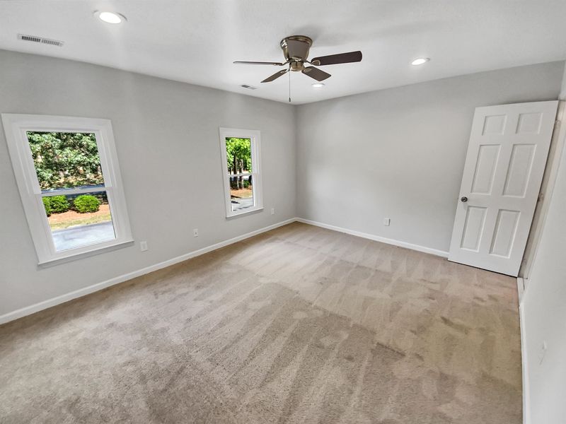 5601 Wispy Willow Ln, Raleigh, NC 27609