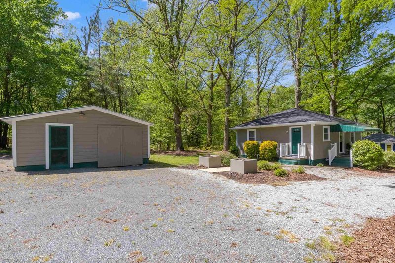 5609 Us 70, Durham, NC 27705