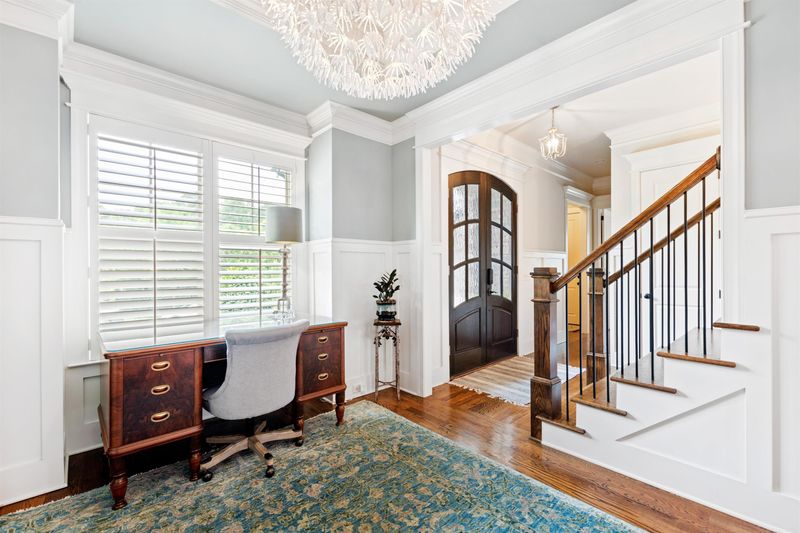 5712 Jacobs Dr, Raleigh, NC 27612