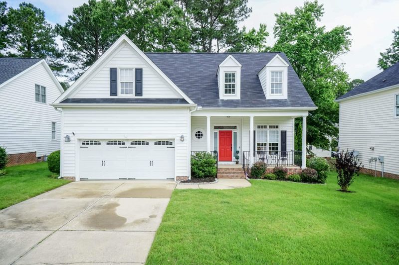 5721 Beargrass Ln, Raleigh, NC 27616