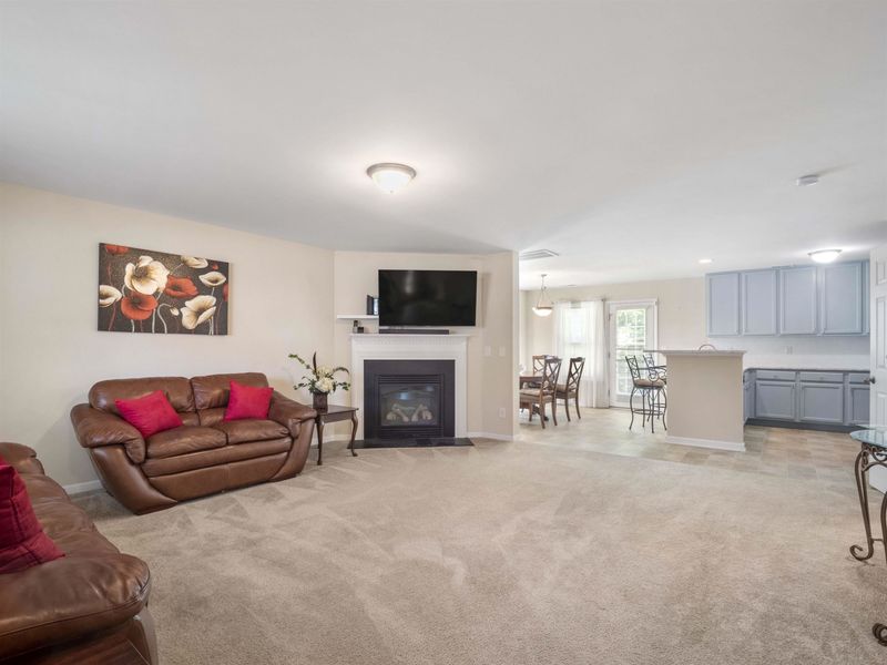 5828 Flat Fern Dr, Raleigh, NC 27610