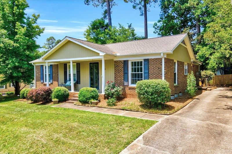 5905 N Hills Dr, Raleigh, NC 27609