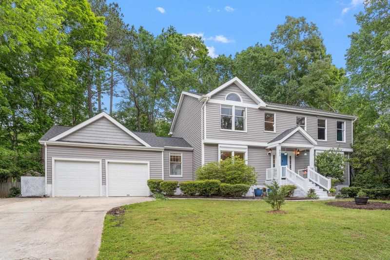 603 Trappers Run Dr, Cary, NC 27513