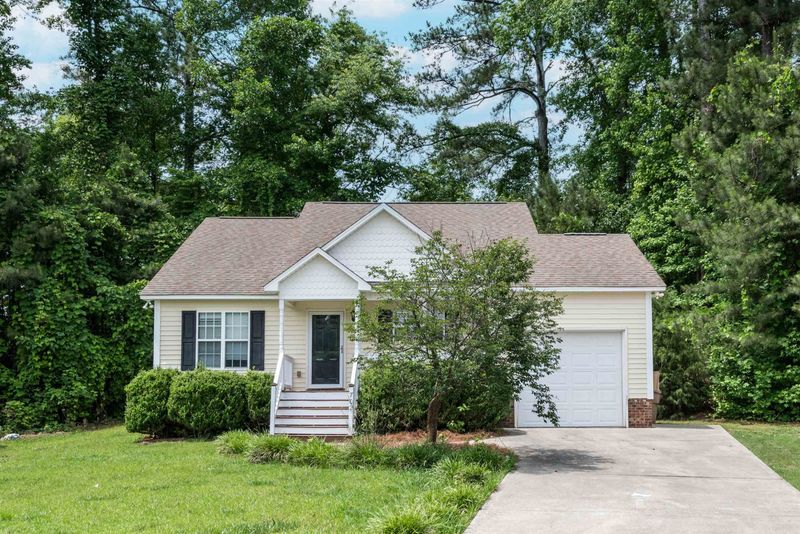 702 Randolph Dr, Clayton, NC 27520