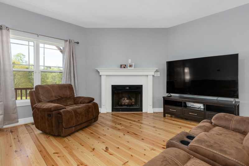 7121 Beau View Dr, Wendell, NC 27591
