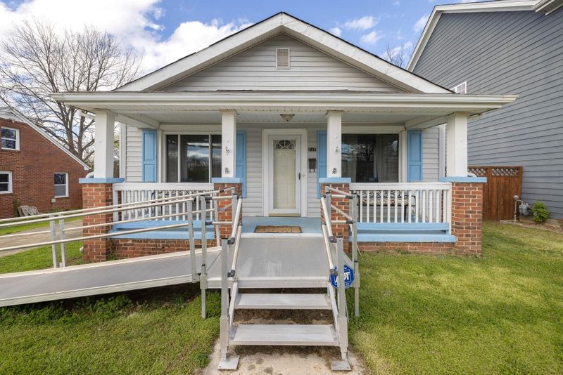 717 E Lenoir St, Raleigh, NC 27601