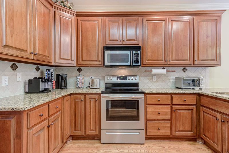 73 Avocet Ln, Clayton, NC 27520