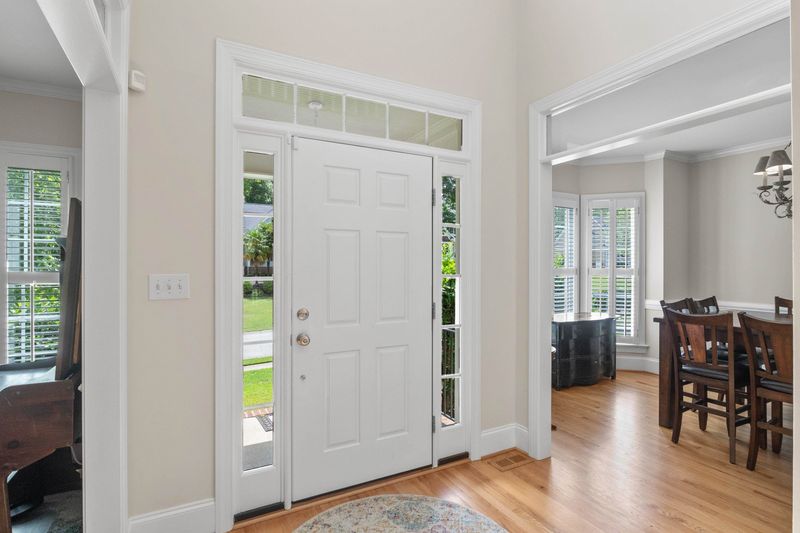 741 Parkridge Dr, Clayton, NC 27527