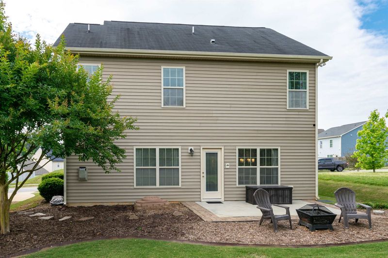 810 Ponymill Way, Fuquay Varina, NC 27526