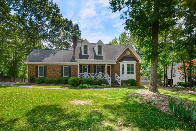 8113 Robincrest Ct, Fuquay Varina, NC 27526