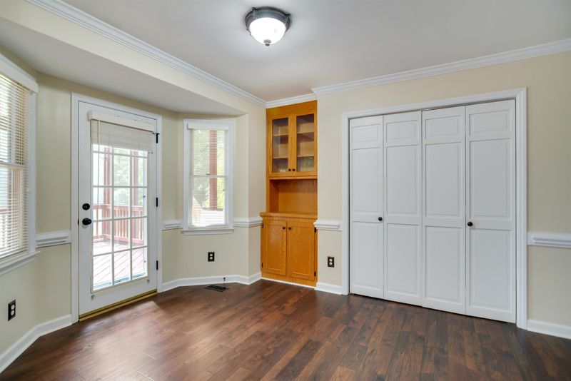 8113 Robincrest Ct, Fuquay Varina, NC 27526