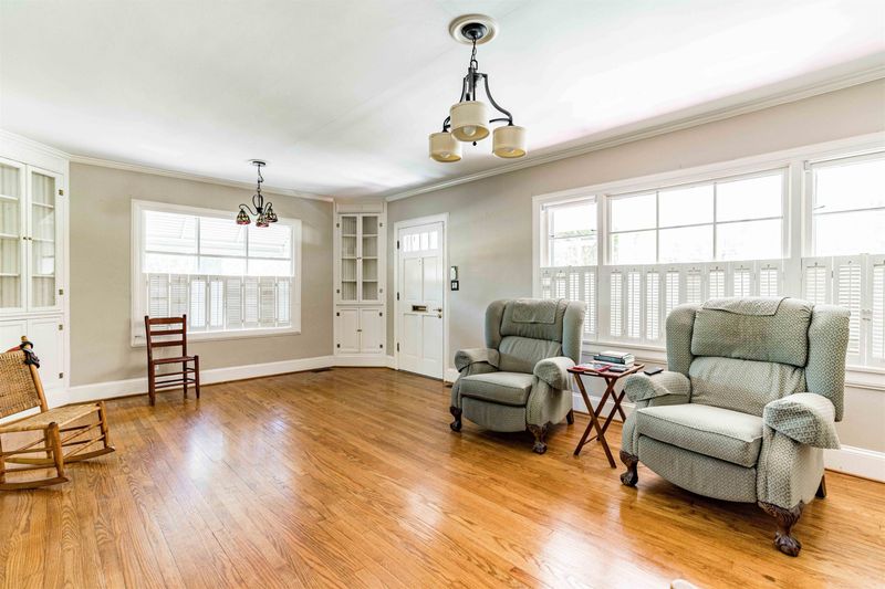 902 S First St, Smithfield, NC 27577