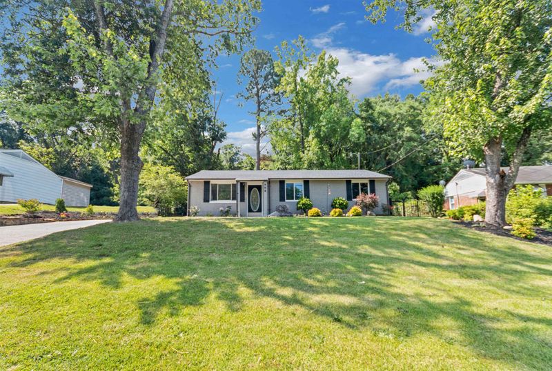 908 Hadley Rd, Raleigh, NC 27610