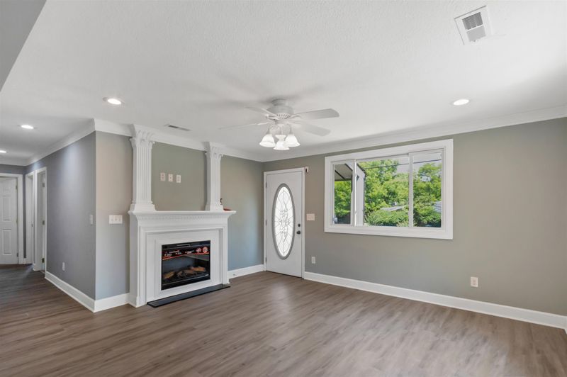 908 Hadley Rd, Raleigh, NC 27610