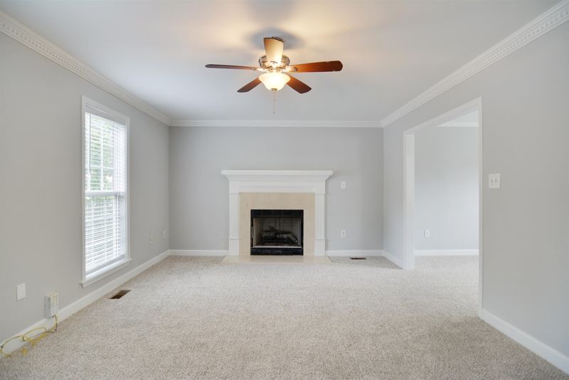 9221 Pennythorne Ct, Raleigh, NC 27615