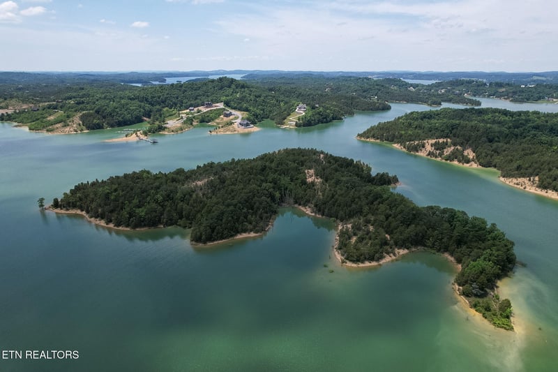 0 0 Douglas Lake Is, Sevierville, TN 37876