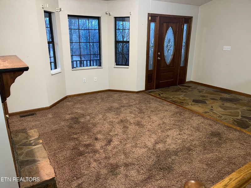 0 14322 Virtue Rd, Lenoir City, TN 37772