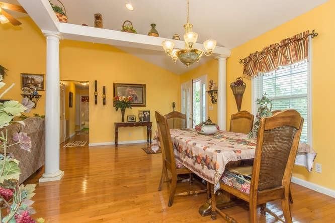 0 275 Bluff Tc, Jacksboro, TN 37757