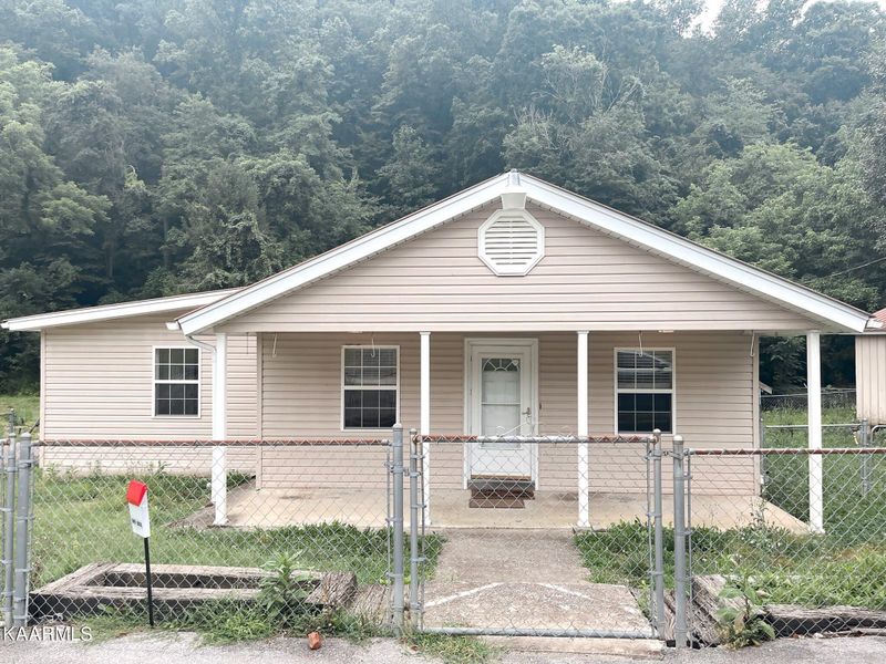 0 552 /554 Keylon Dr, Harriman, TN 37748
