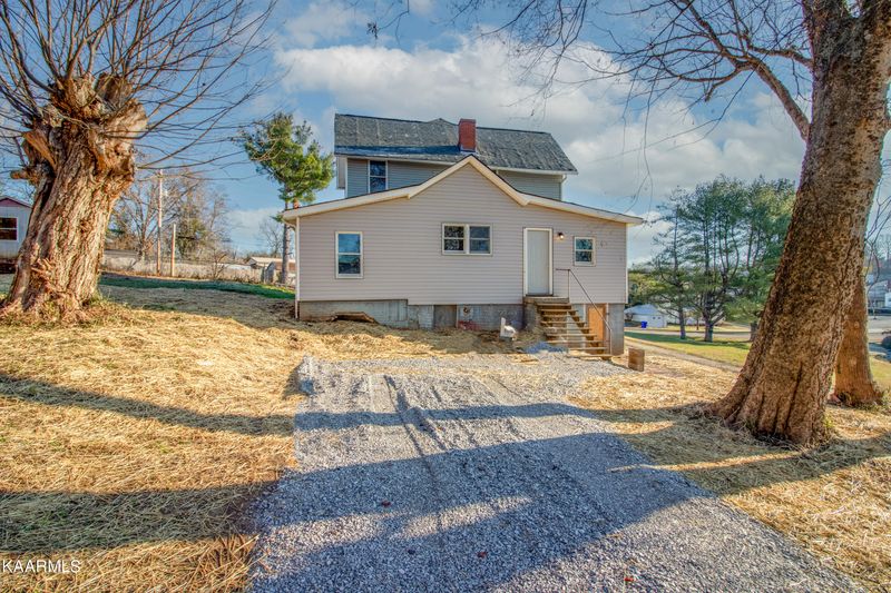 0 902 Queen Ave, Harriman, TN 37748