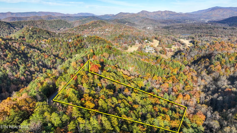 0 Bear Den Rd, Townsend, TN 37882