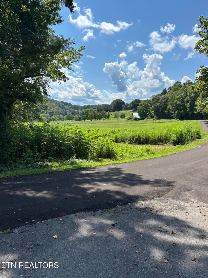 0 Canupp Dr, Sevierville, TN 37876