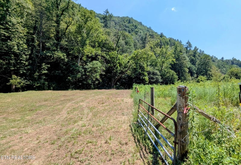 0 Carrs Creek 14 Acres Rd, Townsend, TN 37882