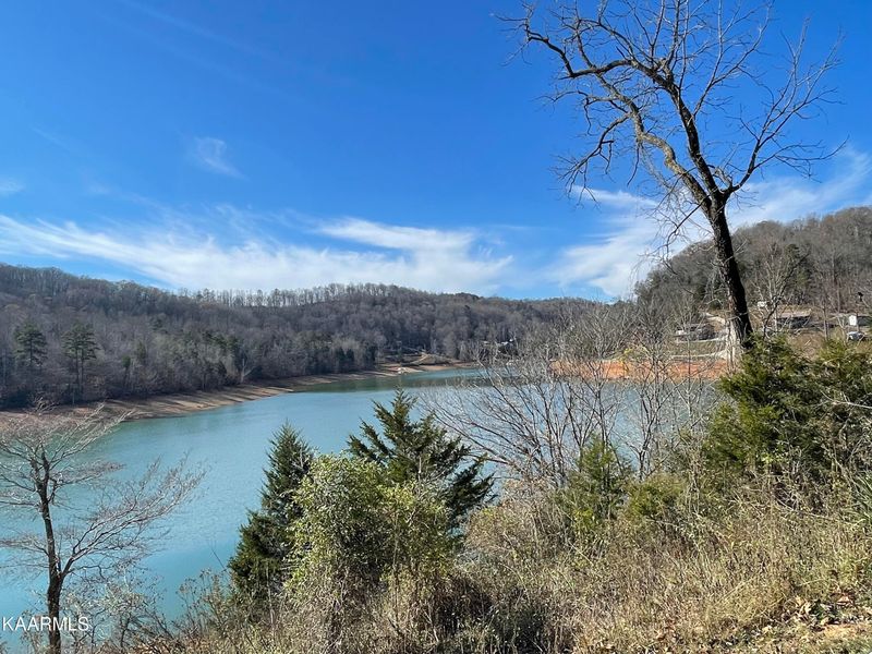 0 Chapman Village Dr, Lafollette, TN 37766