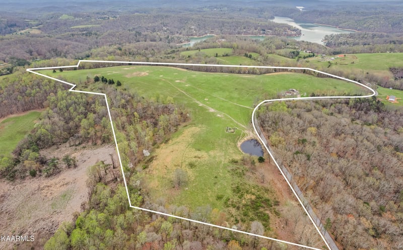 0 Country Oaks Ln, Lafollette, TN 37766