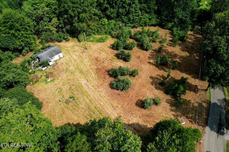 0 Cove Ln, Oliver Springs, TN 37840