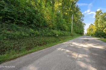0 Cove Pointe Rd, Lafollette, TN 37766