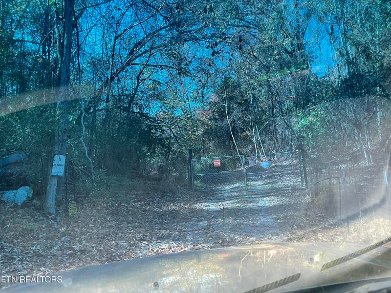 0 Creek Rd, Powell, TN 37849