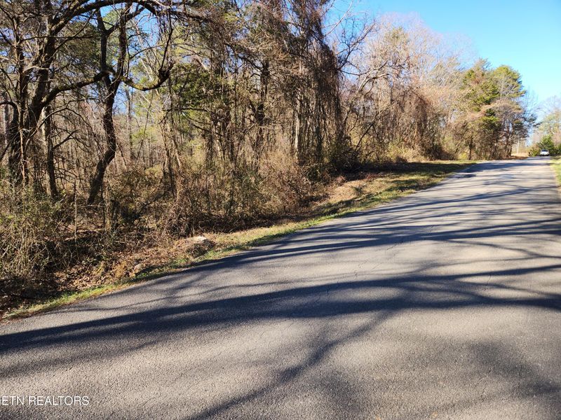 0 Creek Rd, Sweetwater, TN 37874
