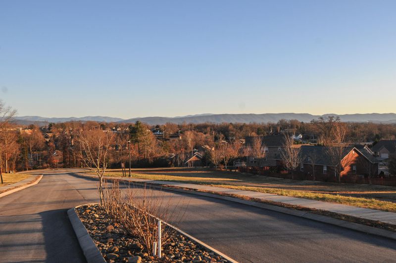 0 Crest Rd, Maryville, TN 37804