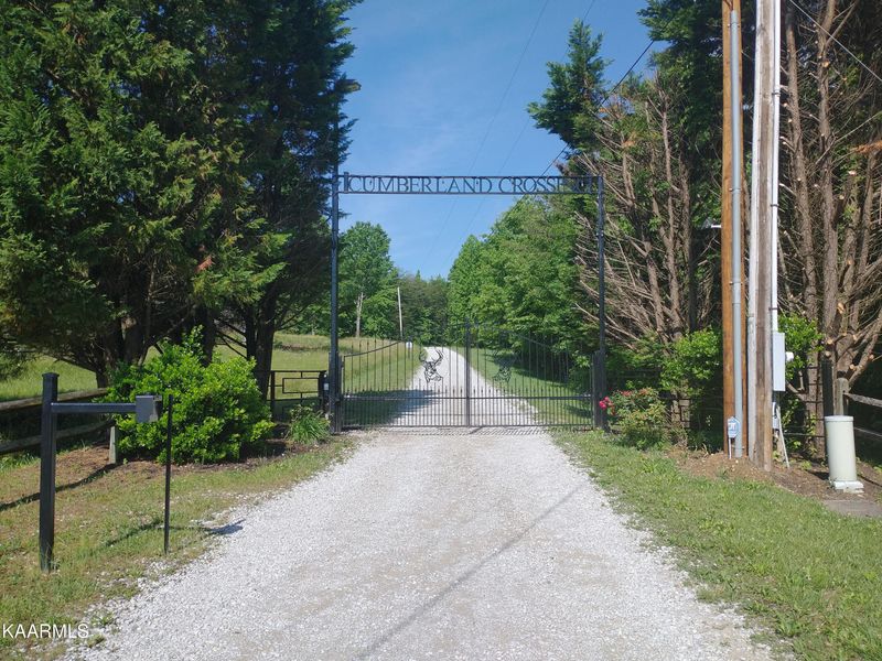 0 Crest View Dr Lot #7, Sunbright, TN 37872
